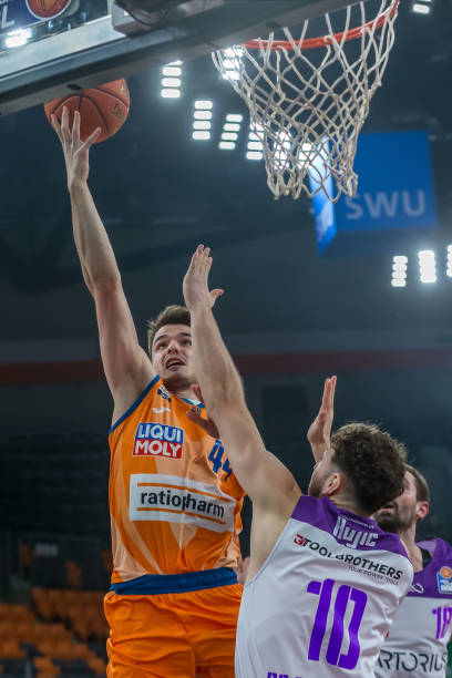 这座城市的 这座城市的