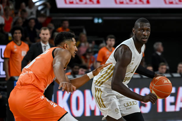 感到意外 感到意外